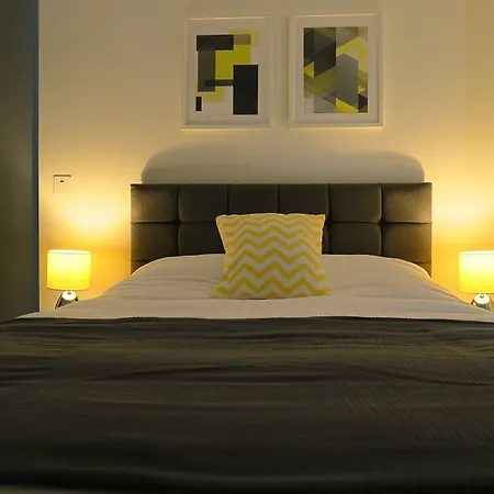 Quay Apartments Manchester-2